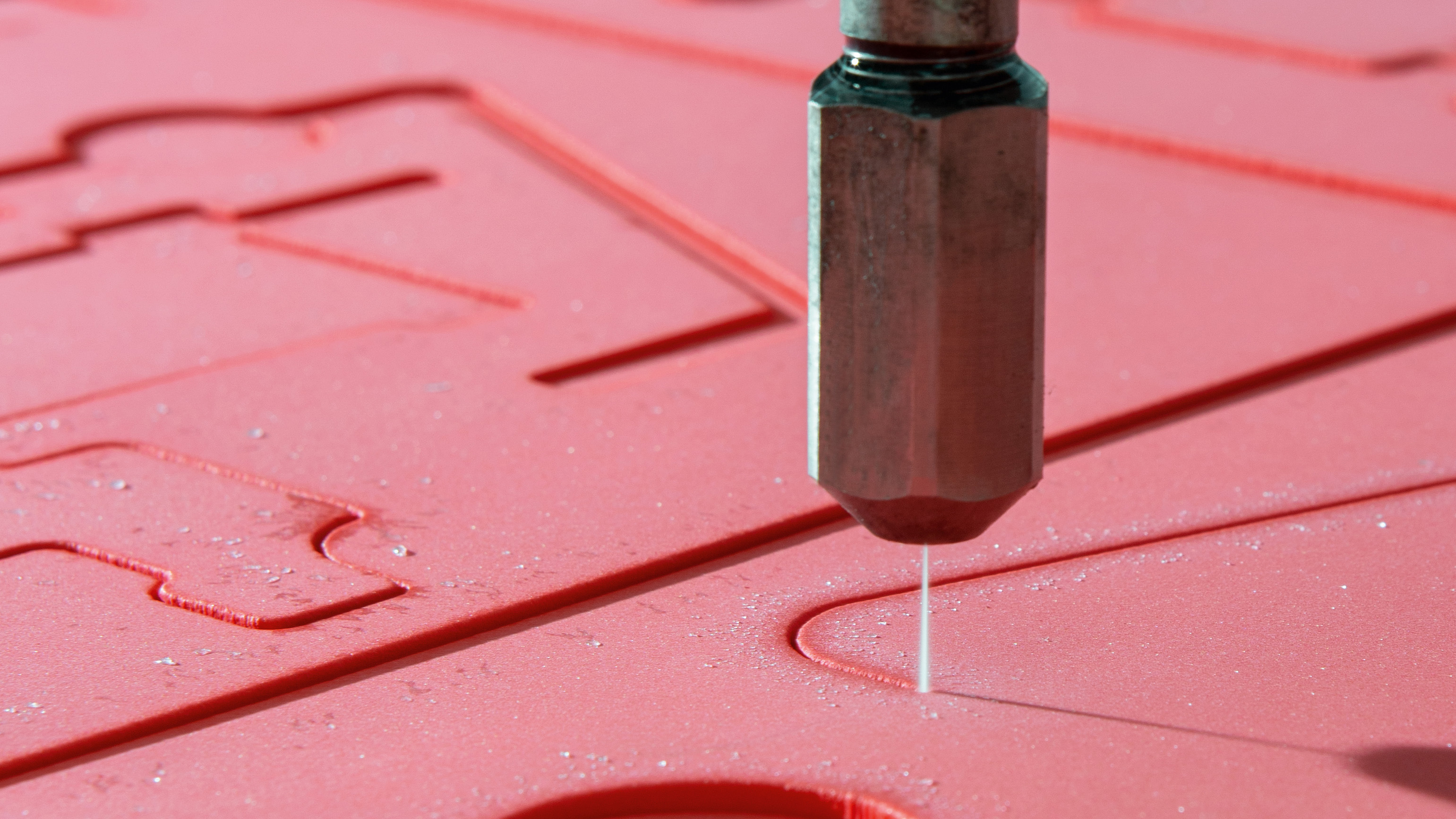 Precision cutting, minimal waste