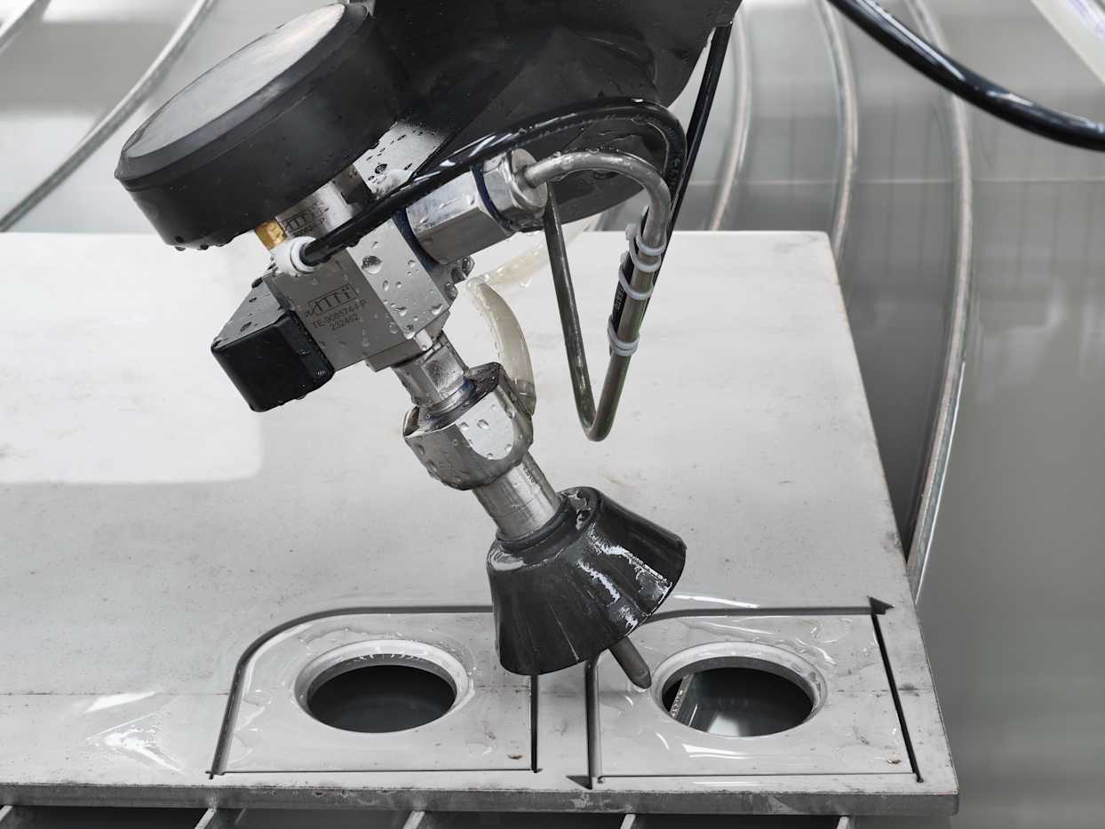 5-axis cutting precision
