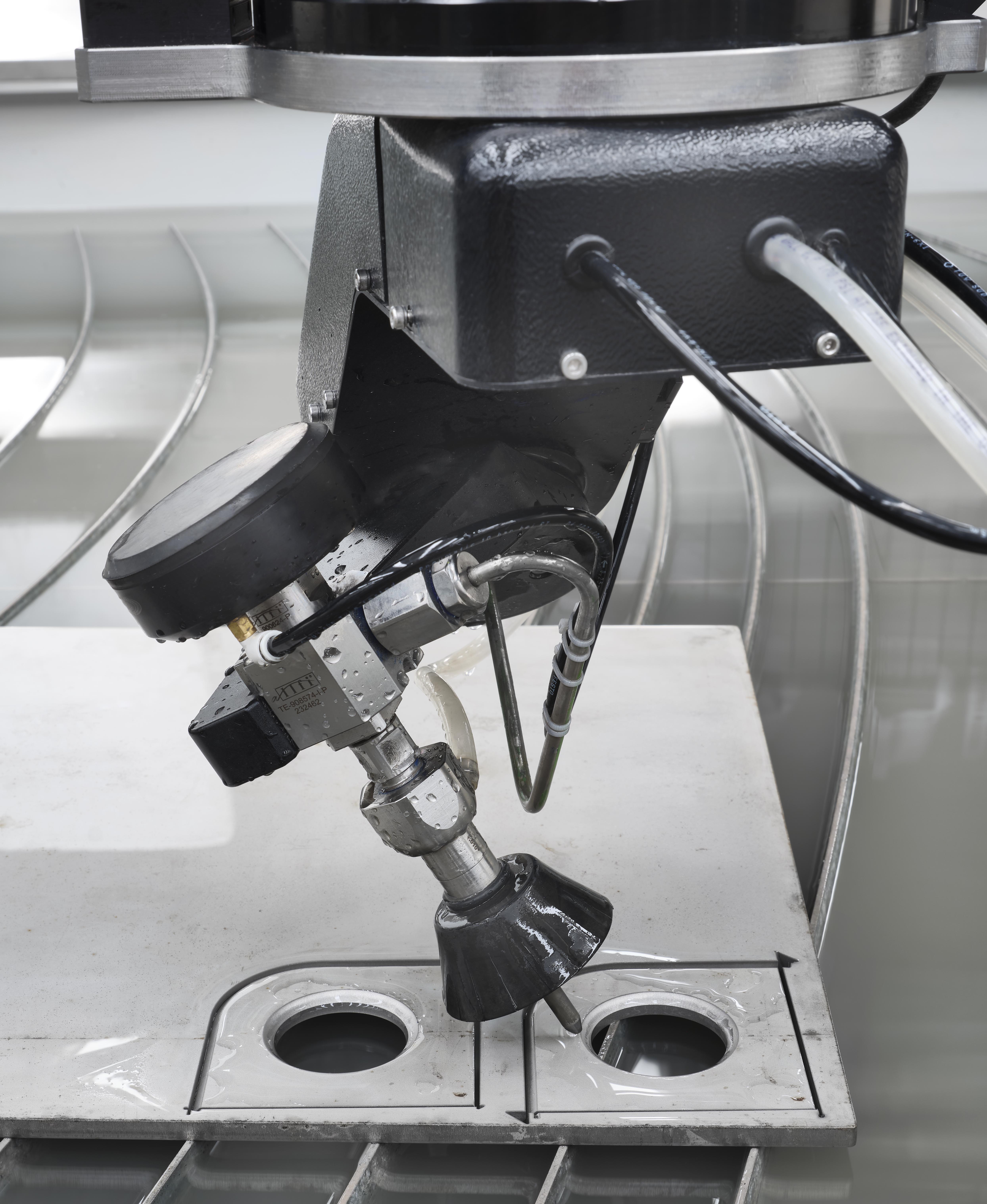 5-axis cutting precision