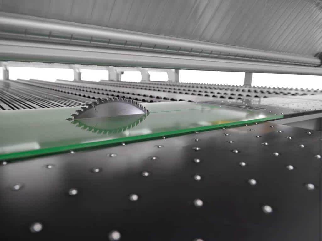 Panel saws and cutting systems for plastics - Biesse