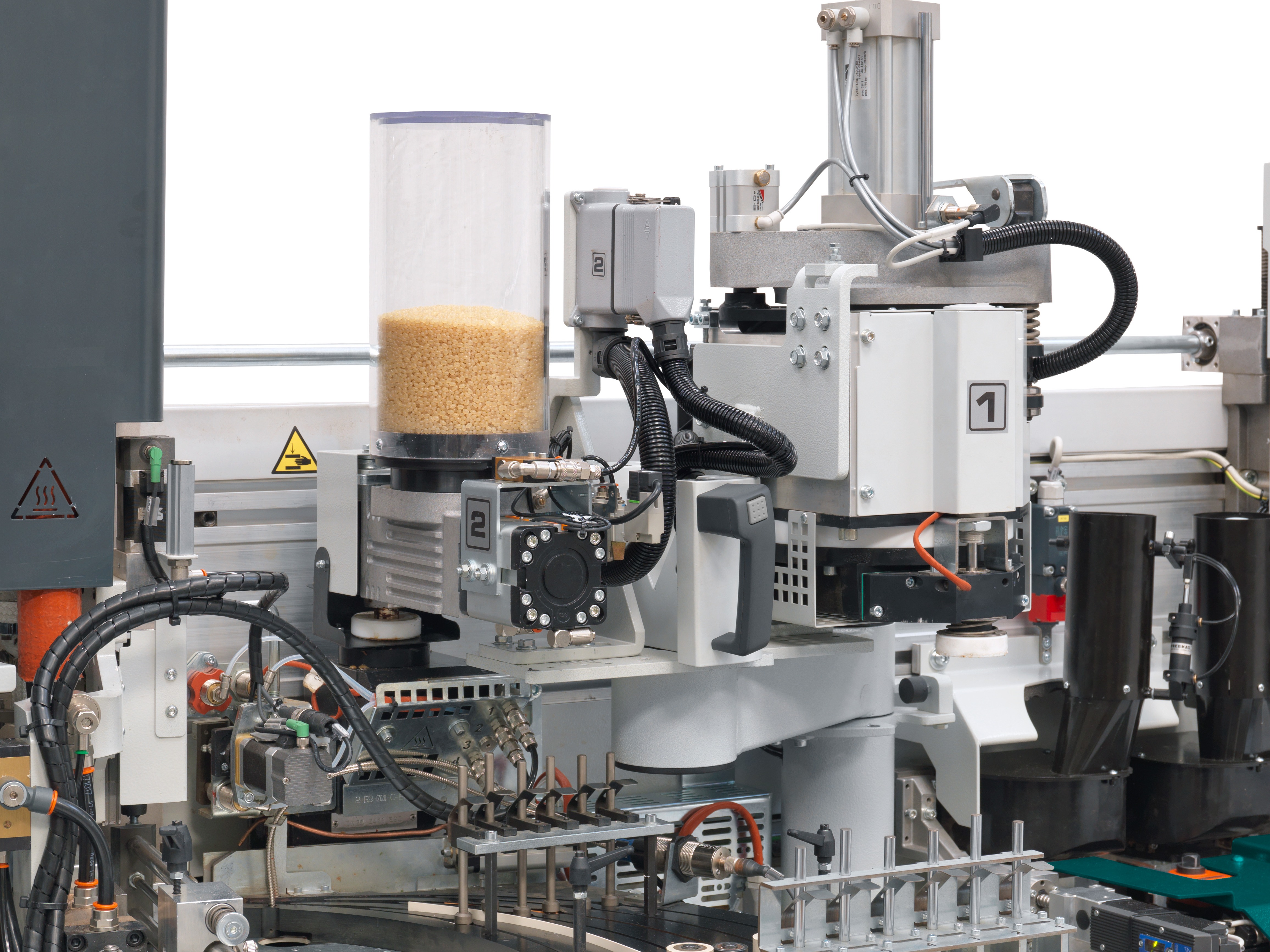 One gluing unit, multiple solutions