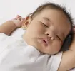 Bebé durmiendo bocabajo