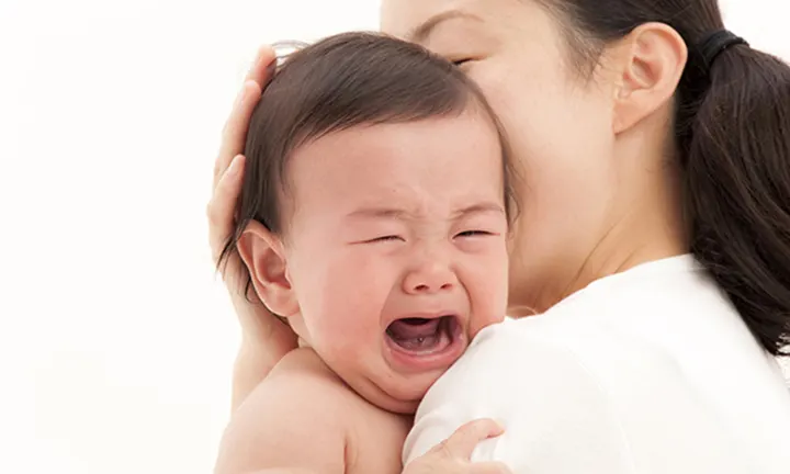 Cómo calmar a un bebé que llora