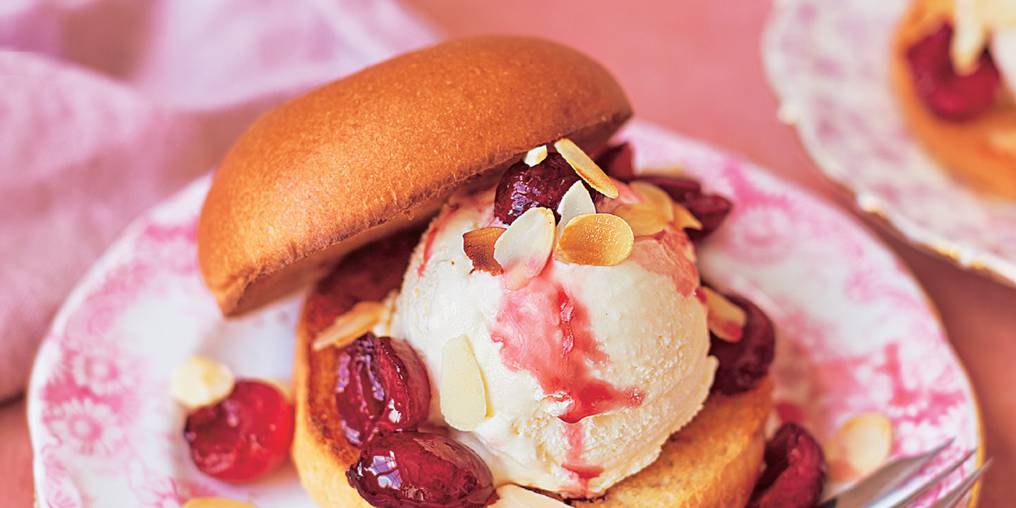 Cherry bakewell ice-cream sandwiches