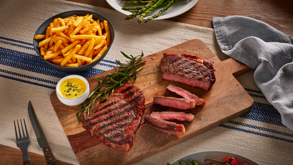 COOP-P5-1008x567-HERO-CARD-MEMBERSHIP-Steak and fries