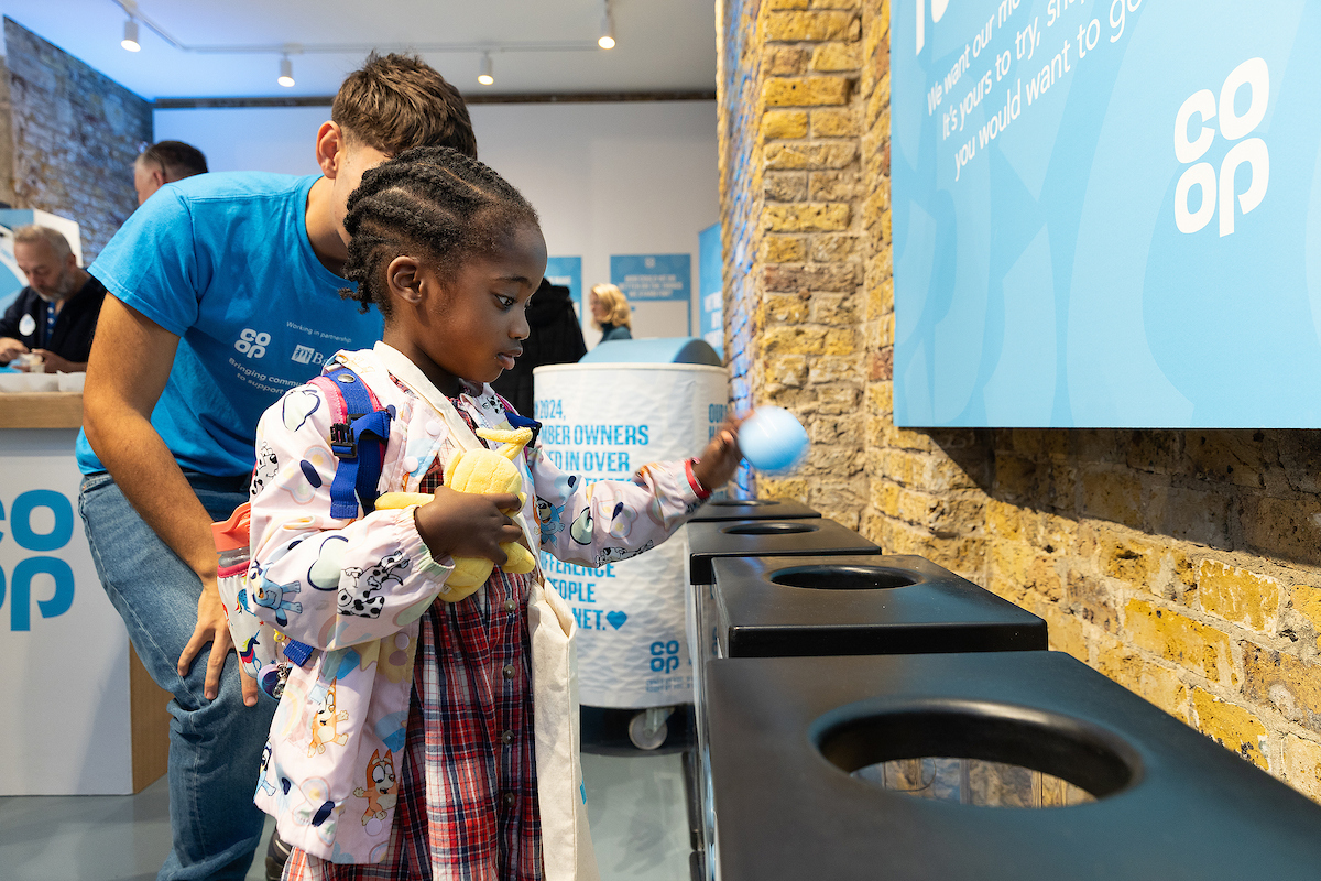Two people working at a local pantry.
