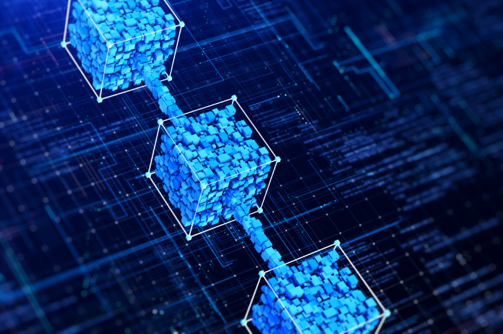 Cubos digitais conectados em cadeia representando o conceito de Tokens em Programas de Fidelidade: o que são e como funcionam?