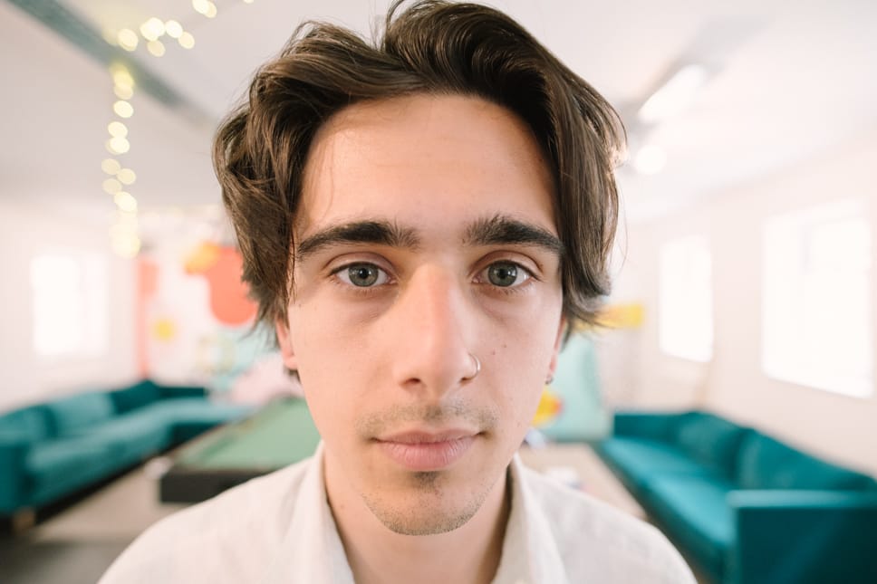 20mm wide-angle lens distortion example