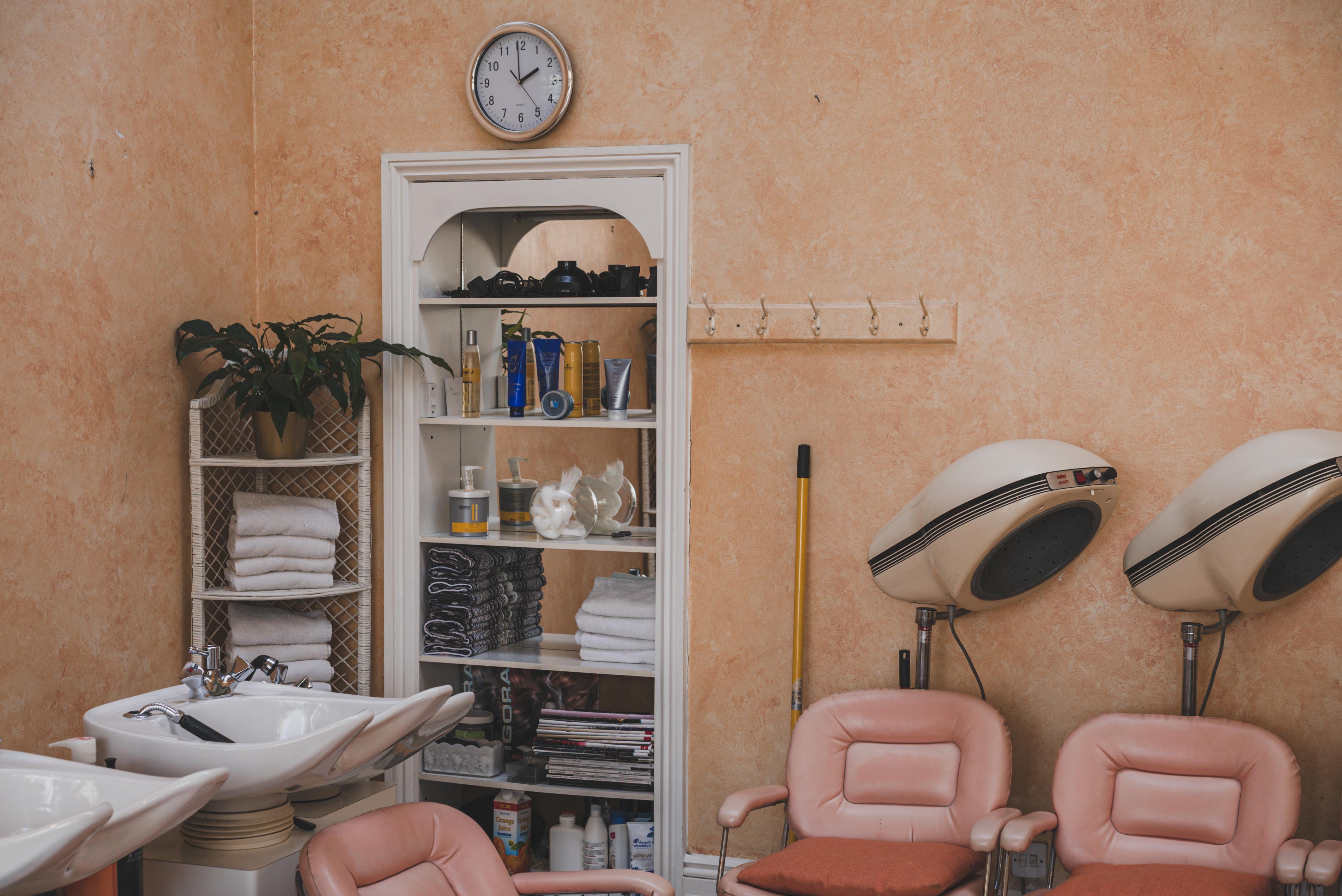 Alter Friseursalon, aufgenommen mit der Sony A7S II