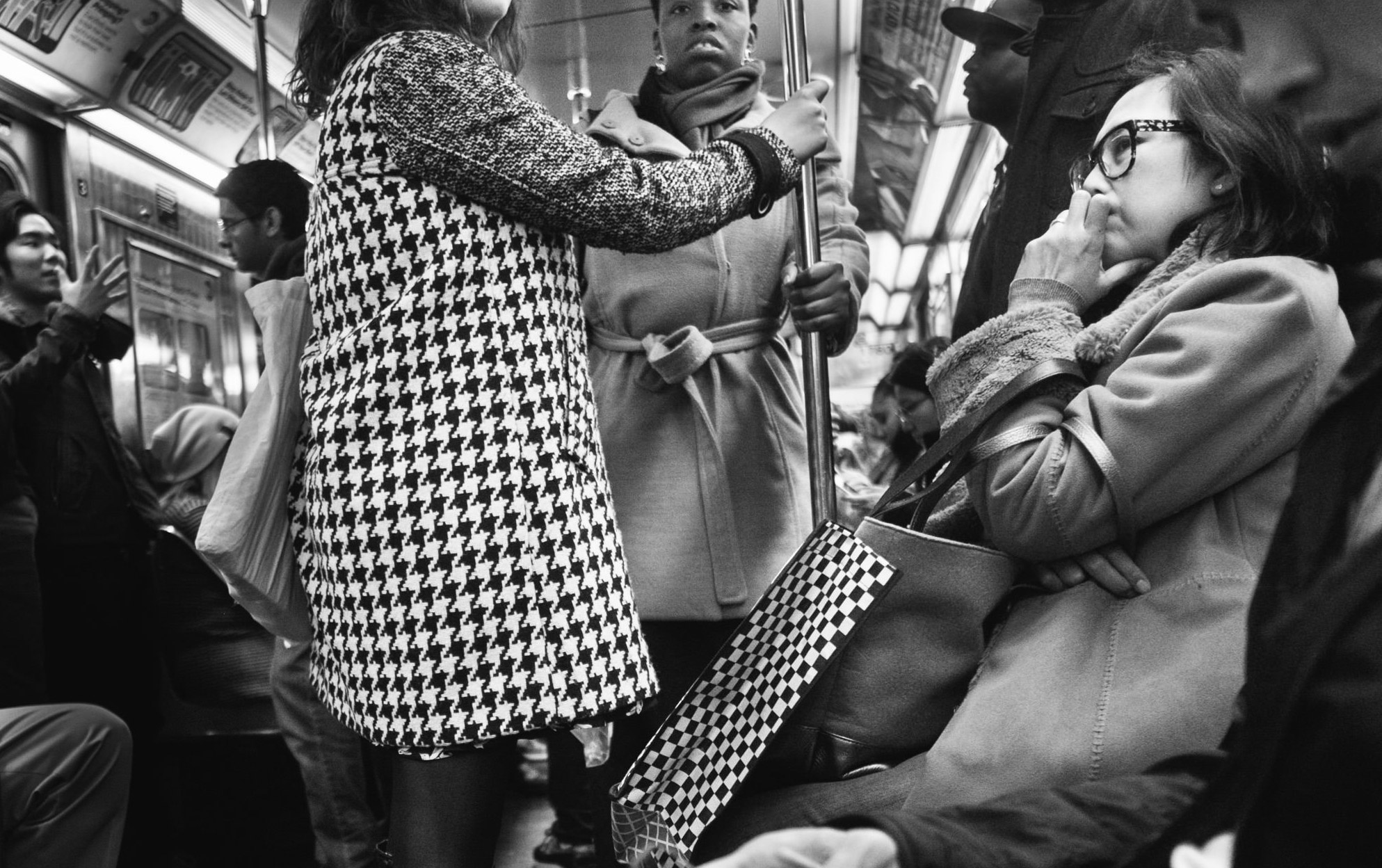 Mensen in de New Yorkse metro, gefotografeerd door Gulnara Samoilova