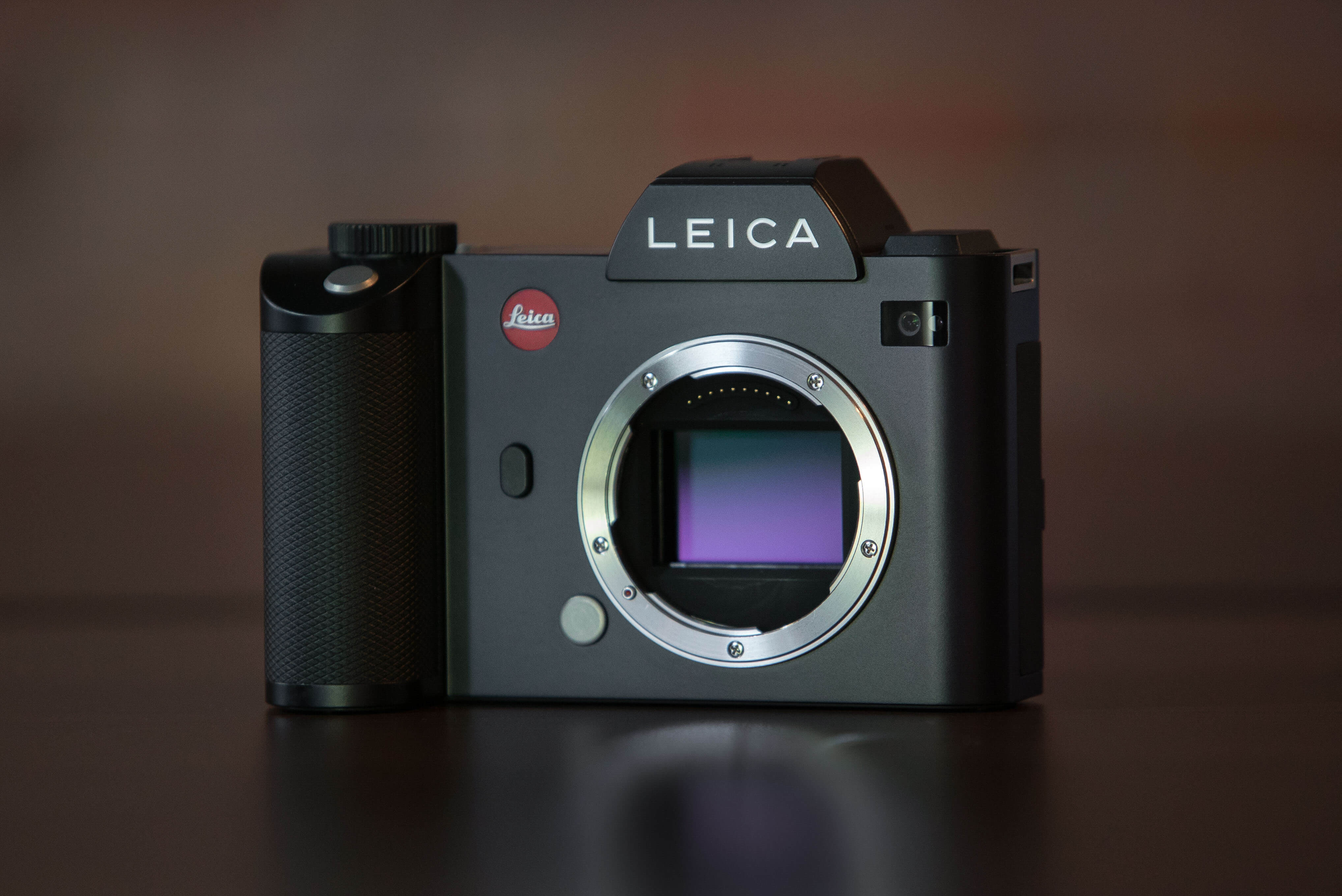 Ein Farbfoto der ursprünglichen Leica SL