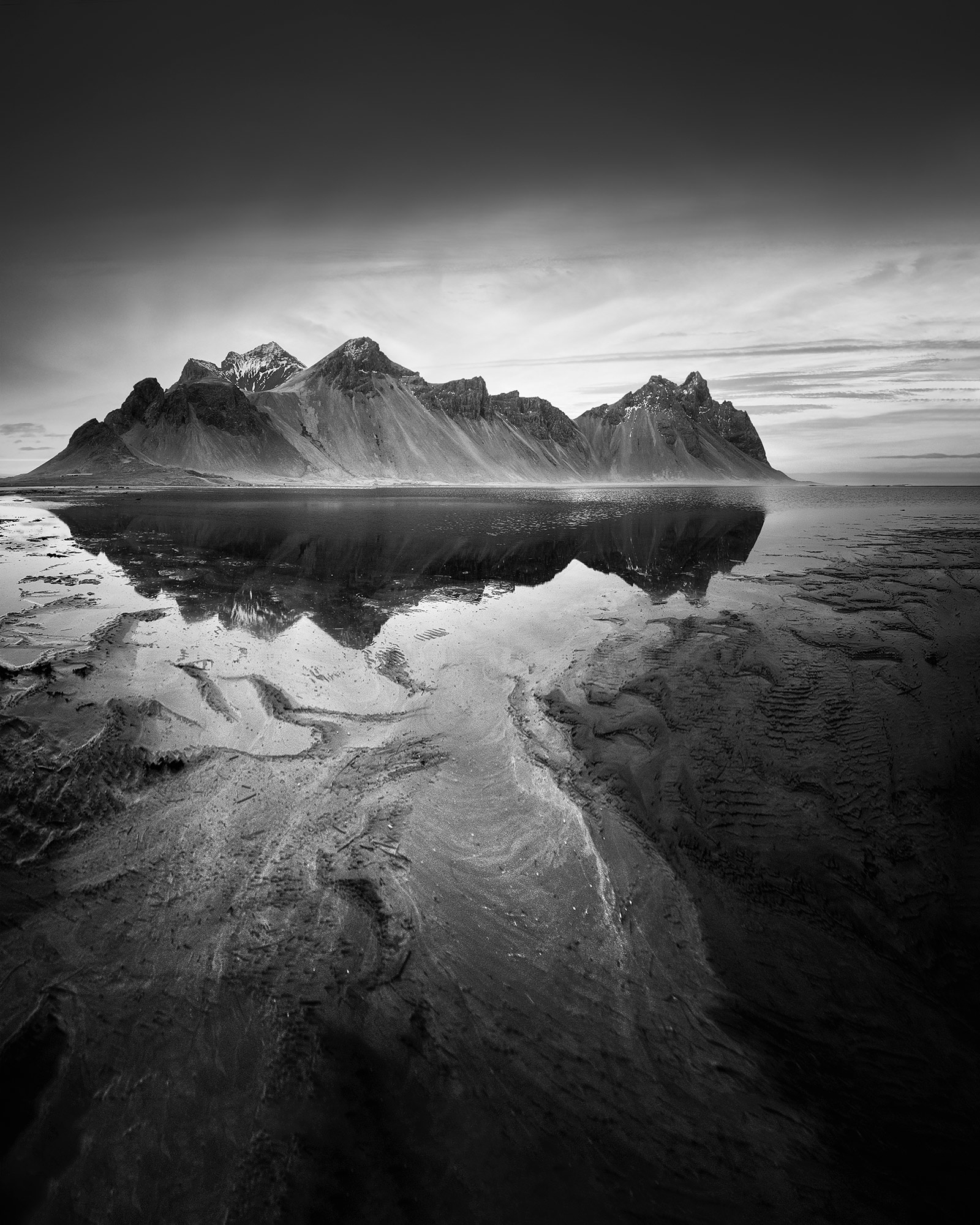 black and white landscape- mountains and lake