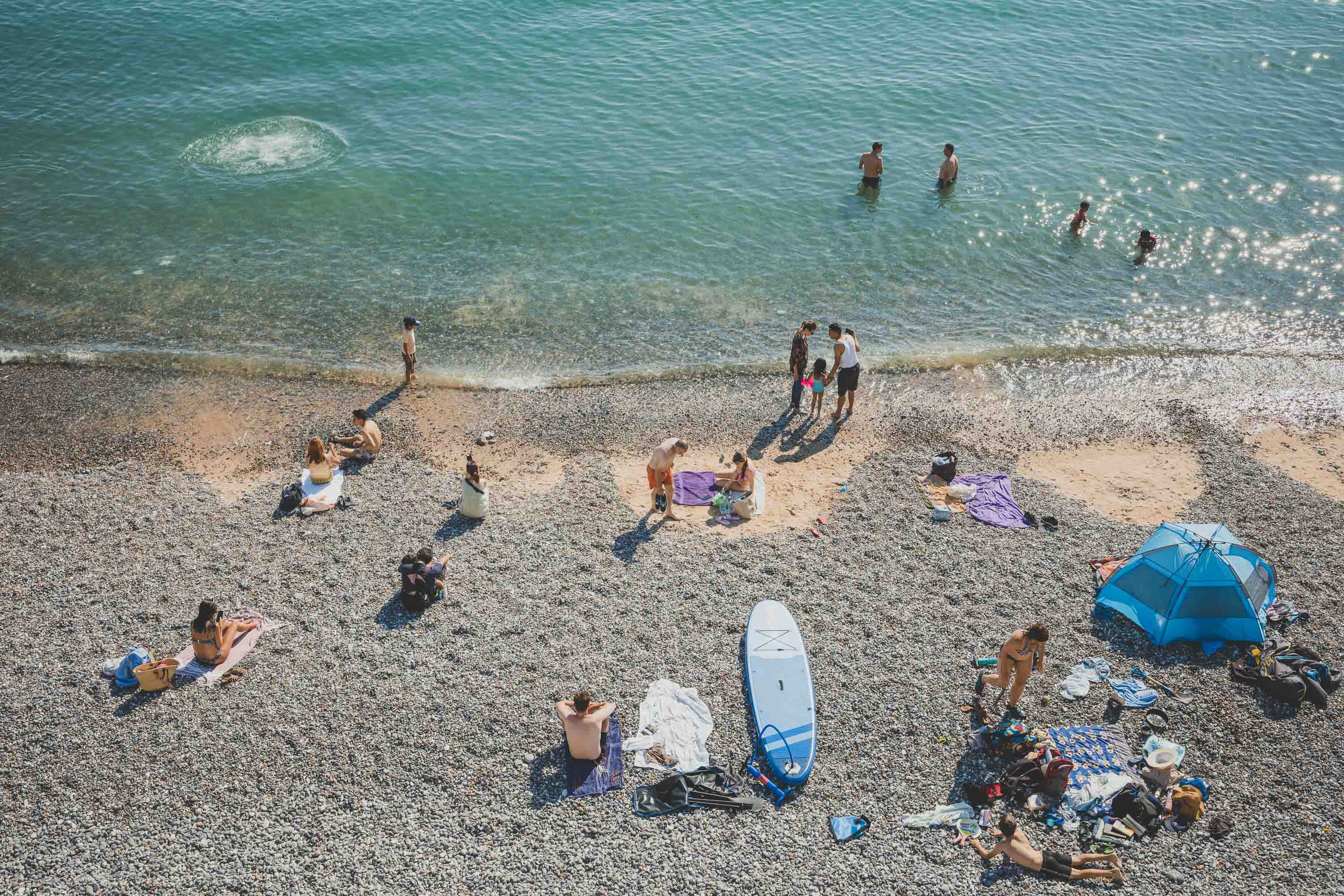 Warm beach scene 