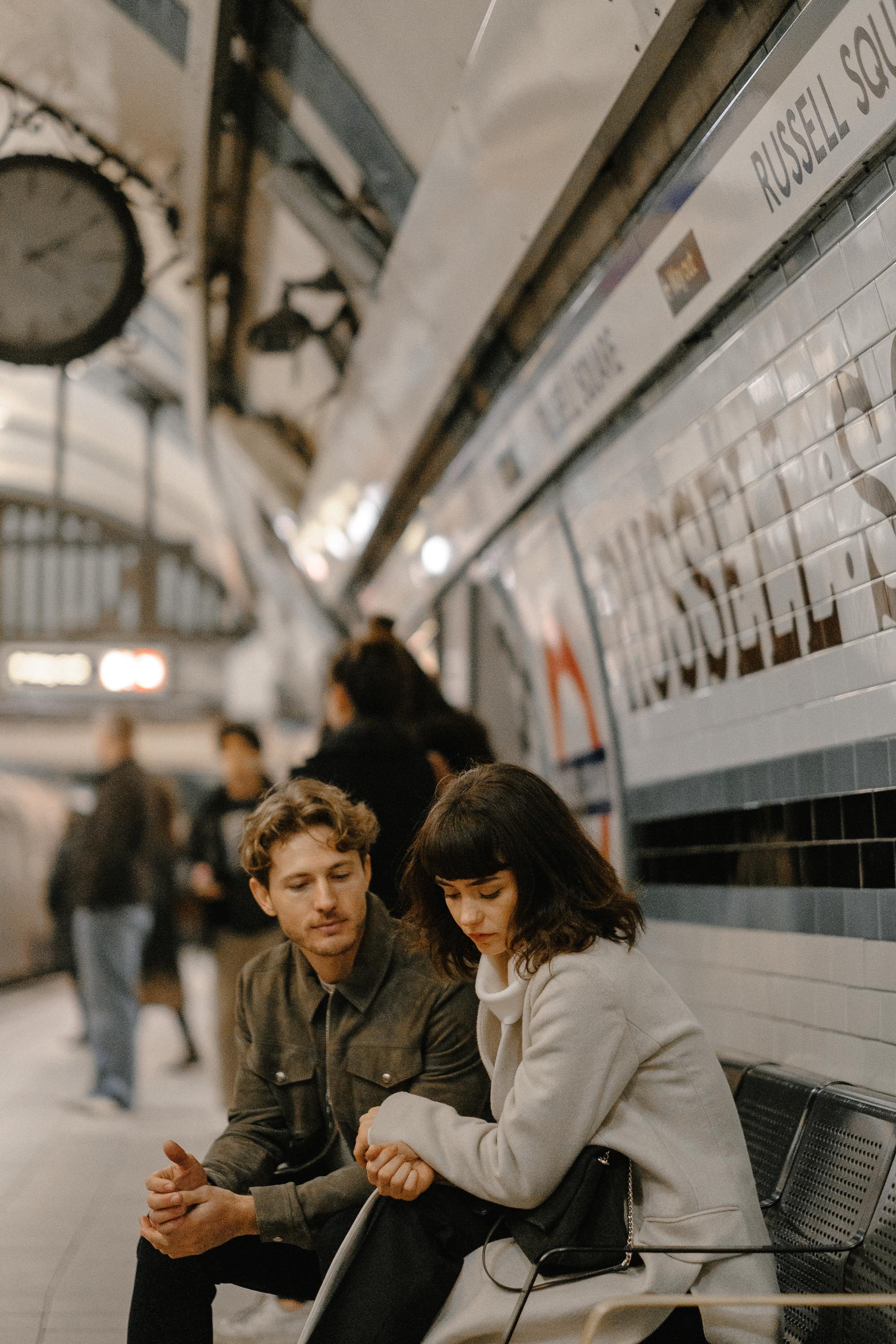 Couple London Tube