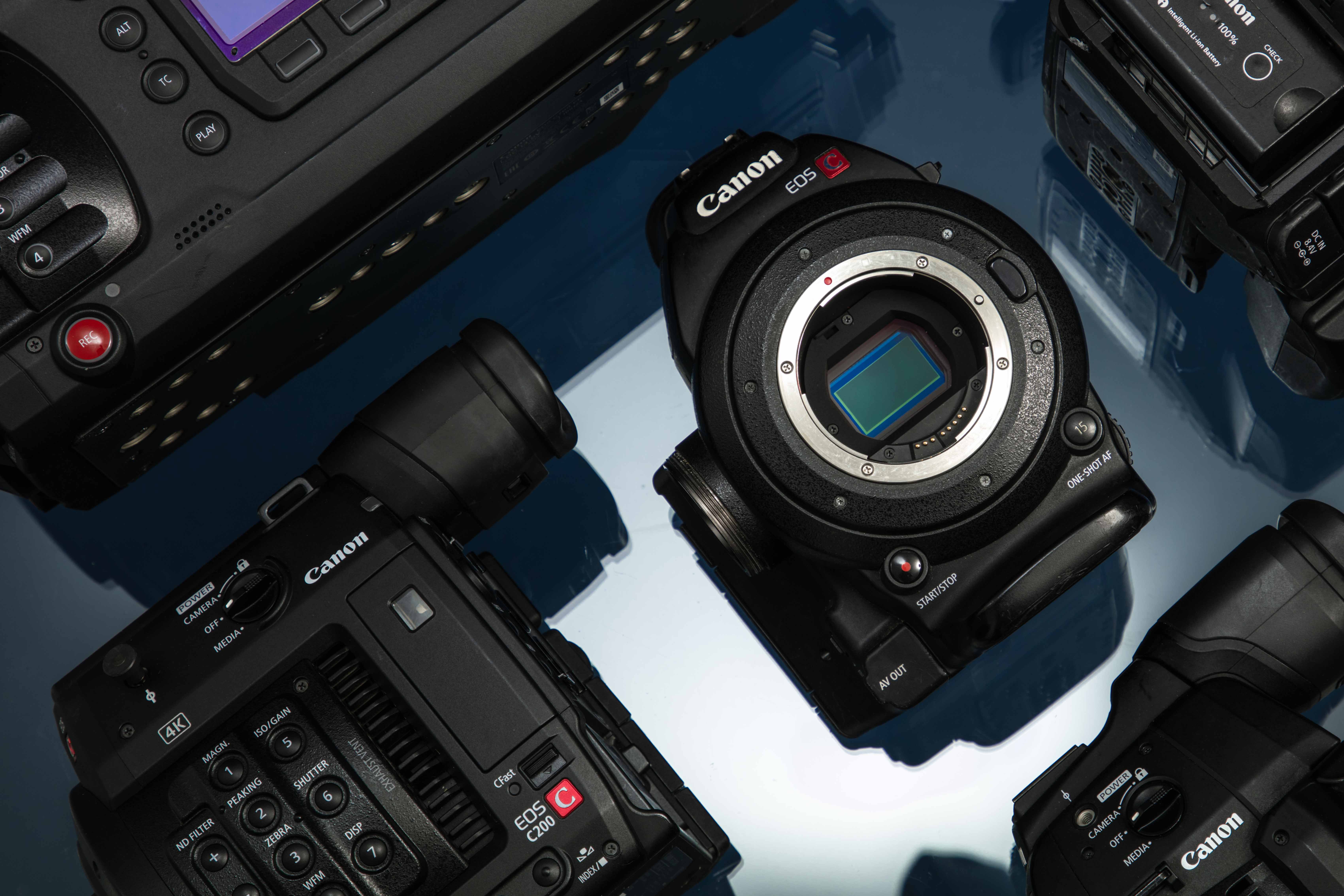 Canon EOS C200