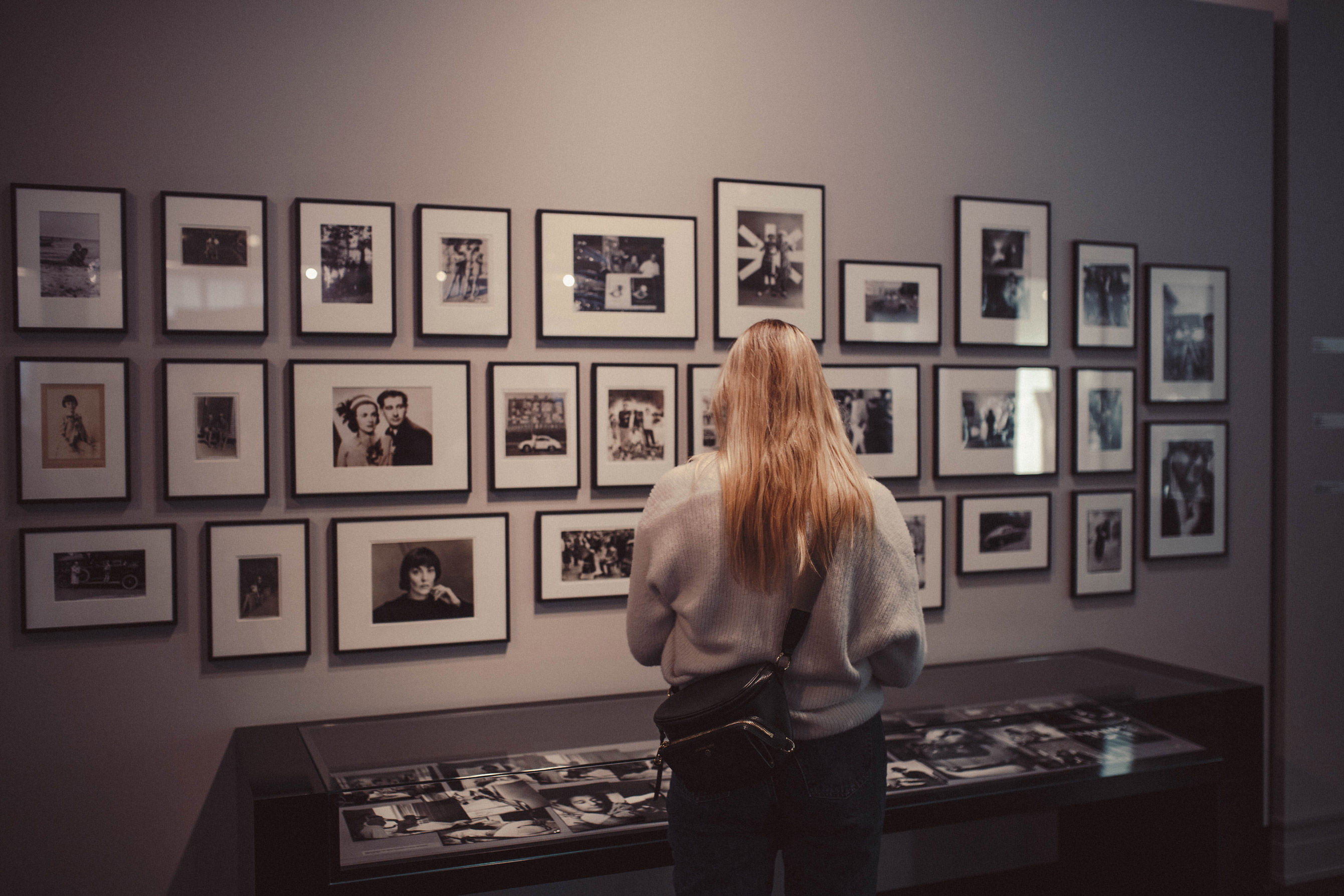 Helmut Newton Exhibit - Helmut Newton Photos