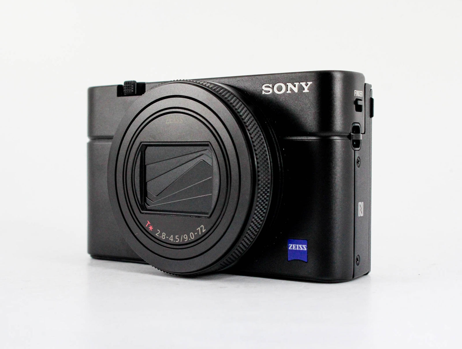 Photo of a Sony RX100 VII on a white background.