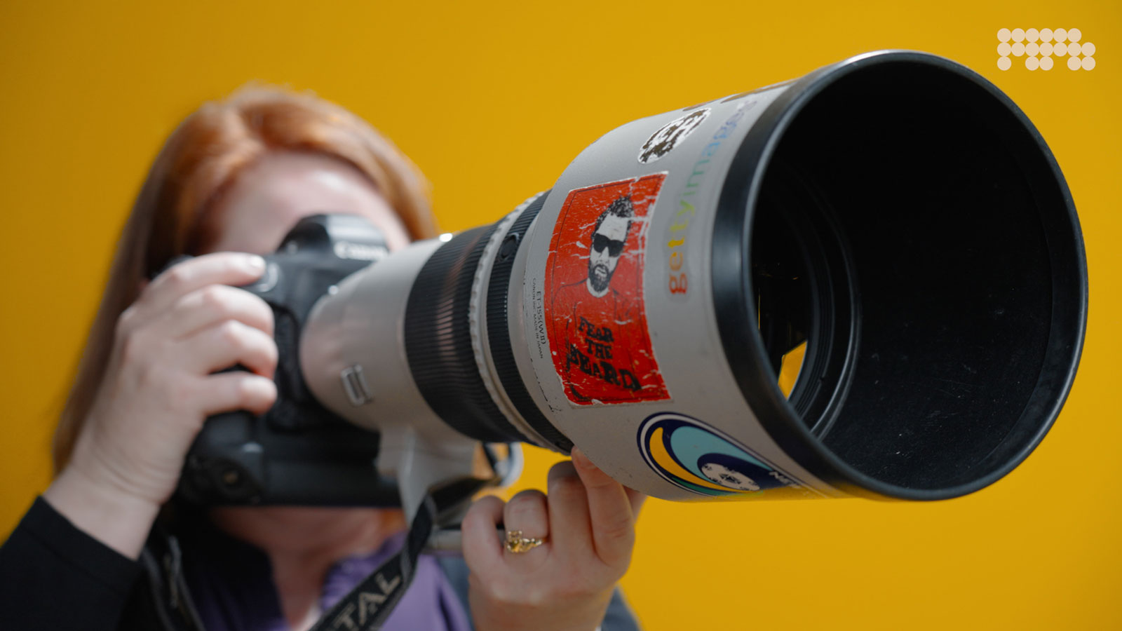 Close-up van een Canon telelens