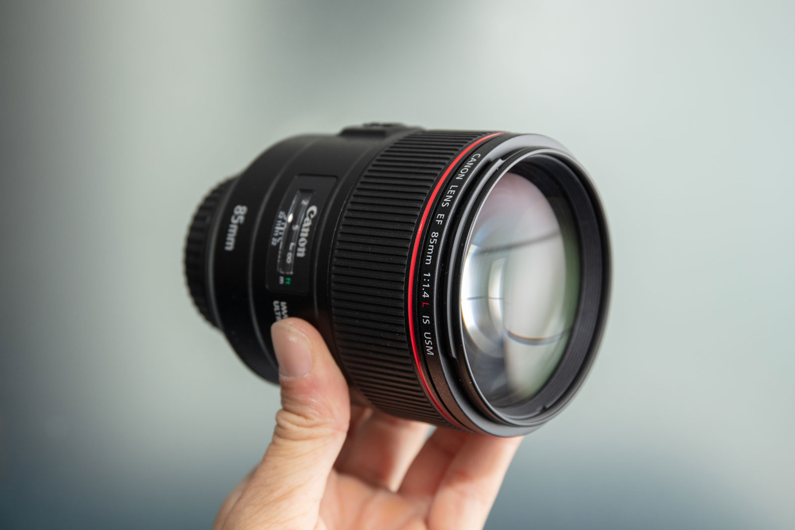 Canon RF 85mm f/1.2