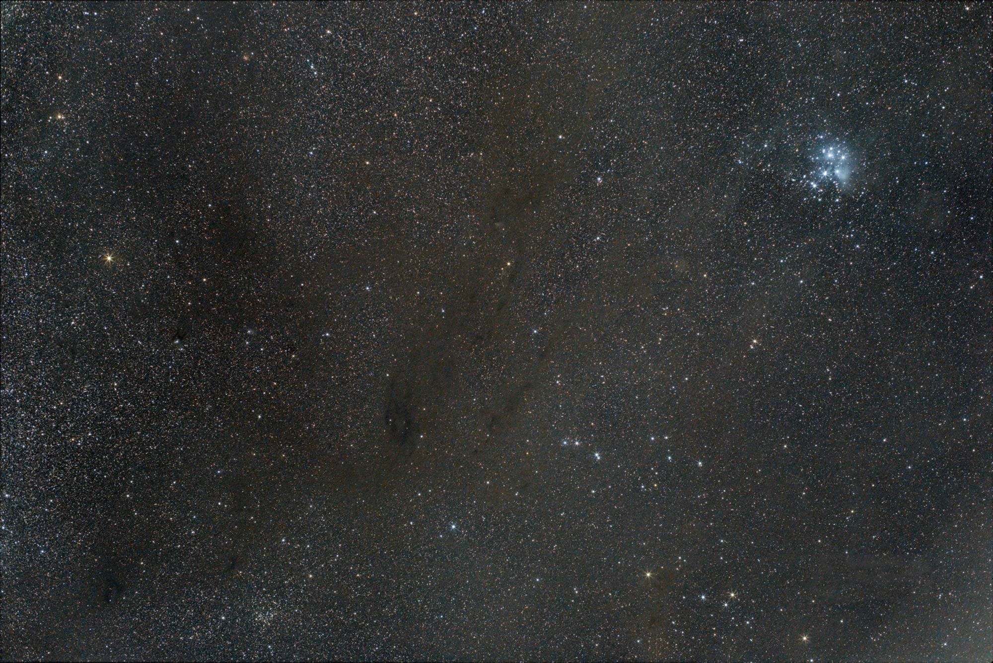 Schwacher Staub im Sternbild Taurus