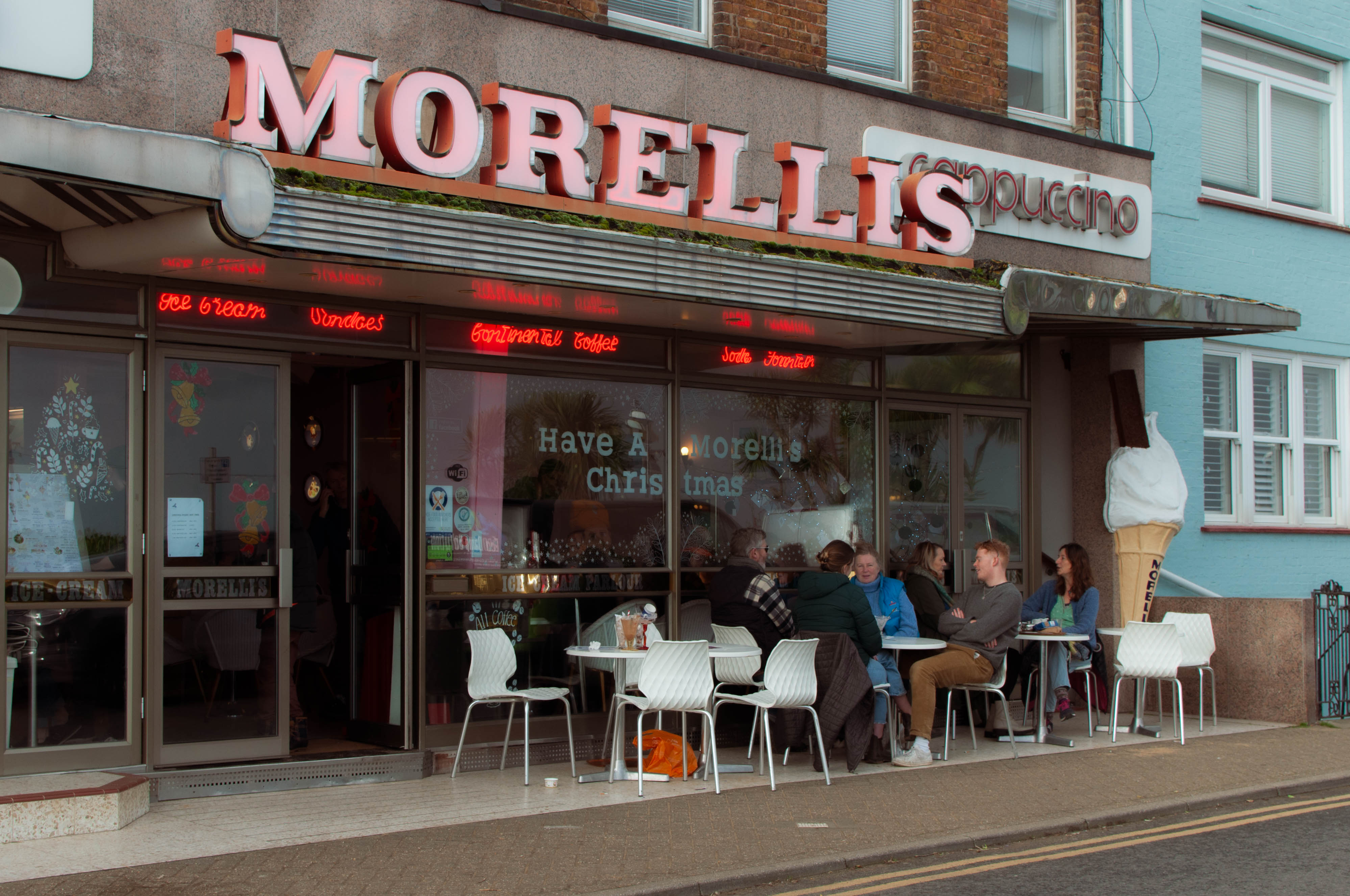 Morelli's salon de crème glacée à Broadstairs. Par Connor Redmond.