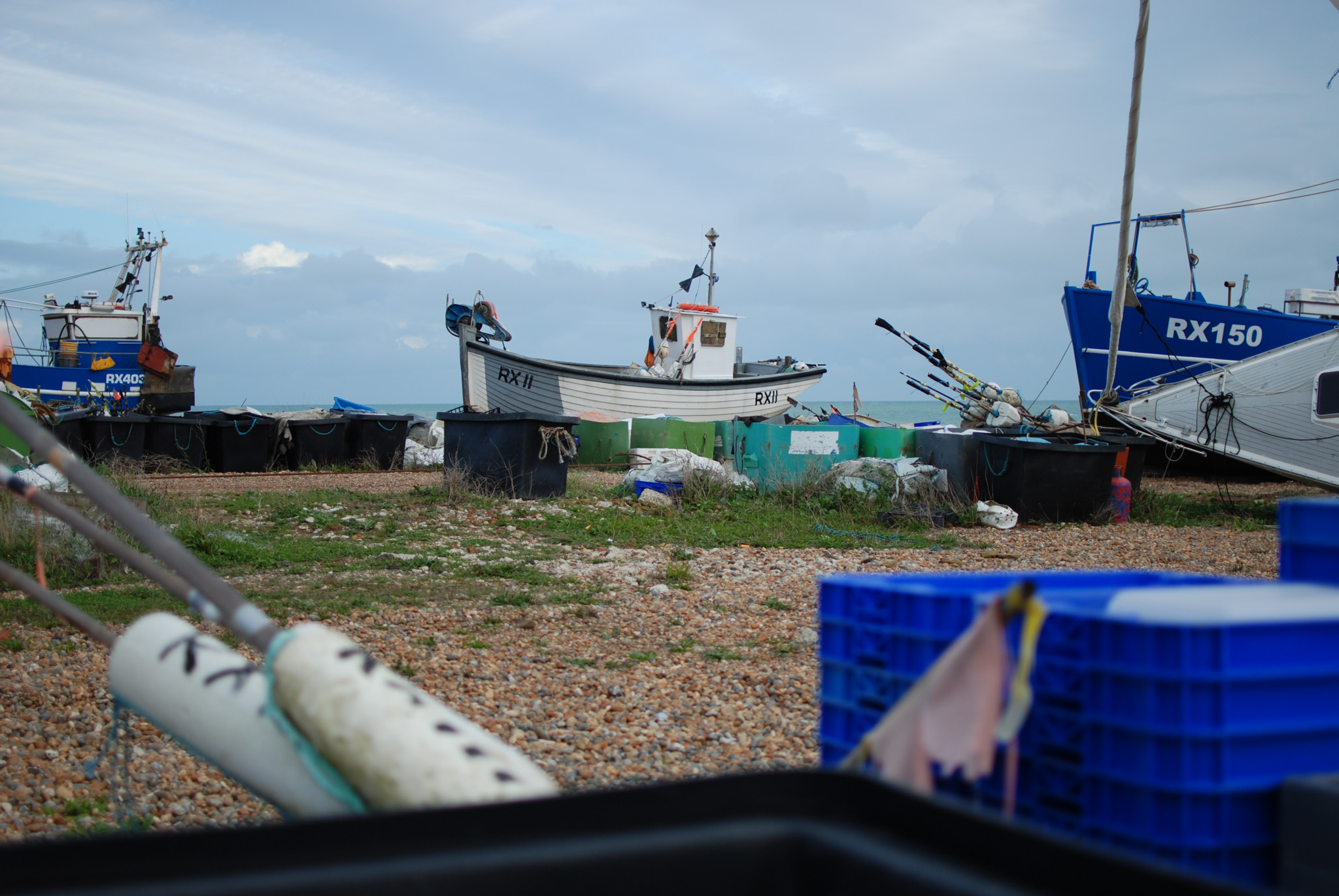 Fischerboote am Strand von Dungeness 

