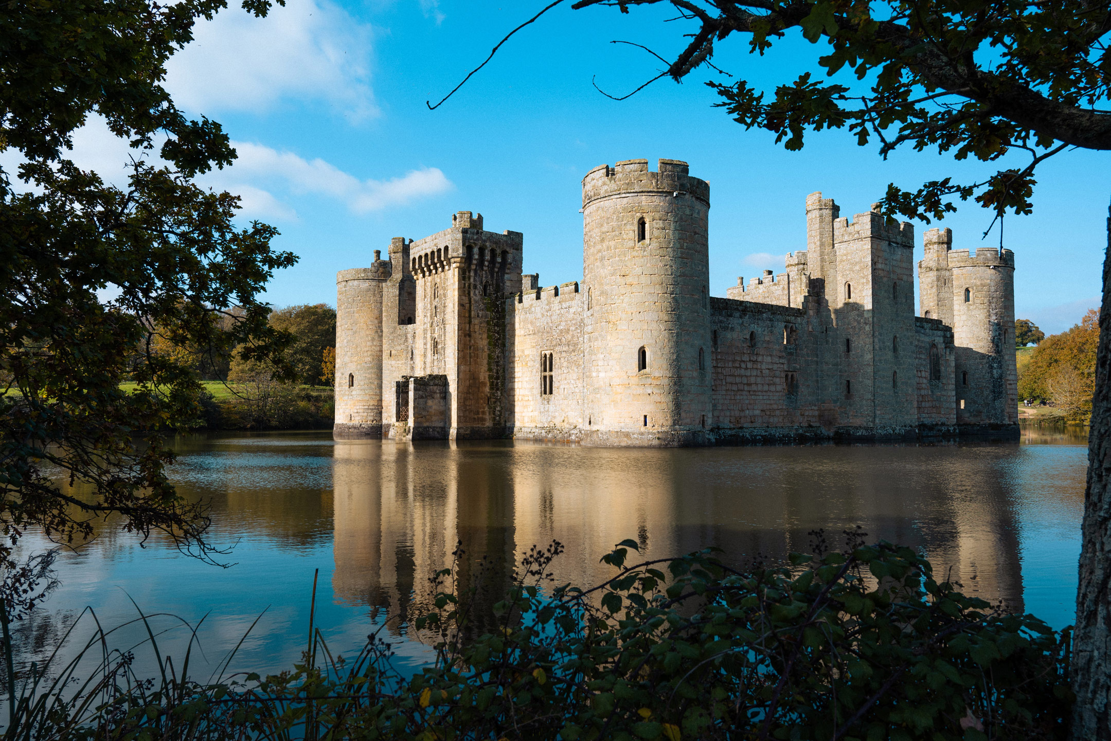 Image comparison of a castle, Nikon Zf, edited