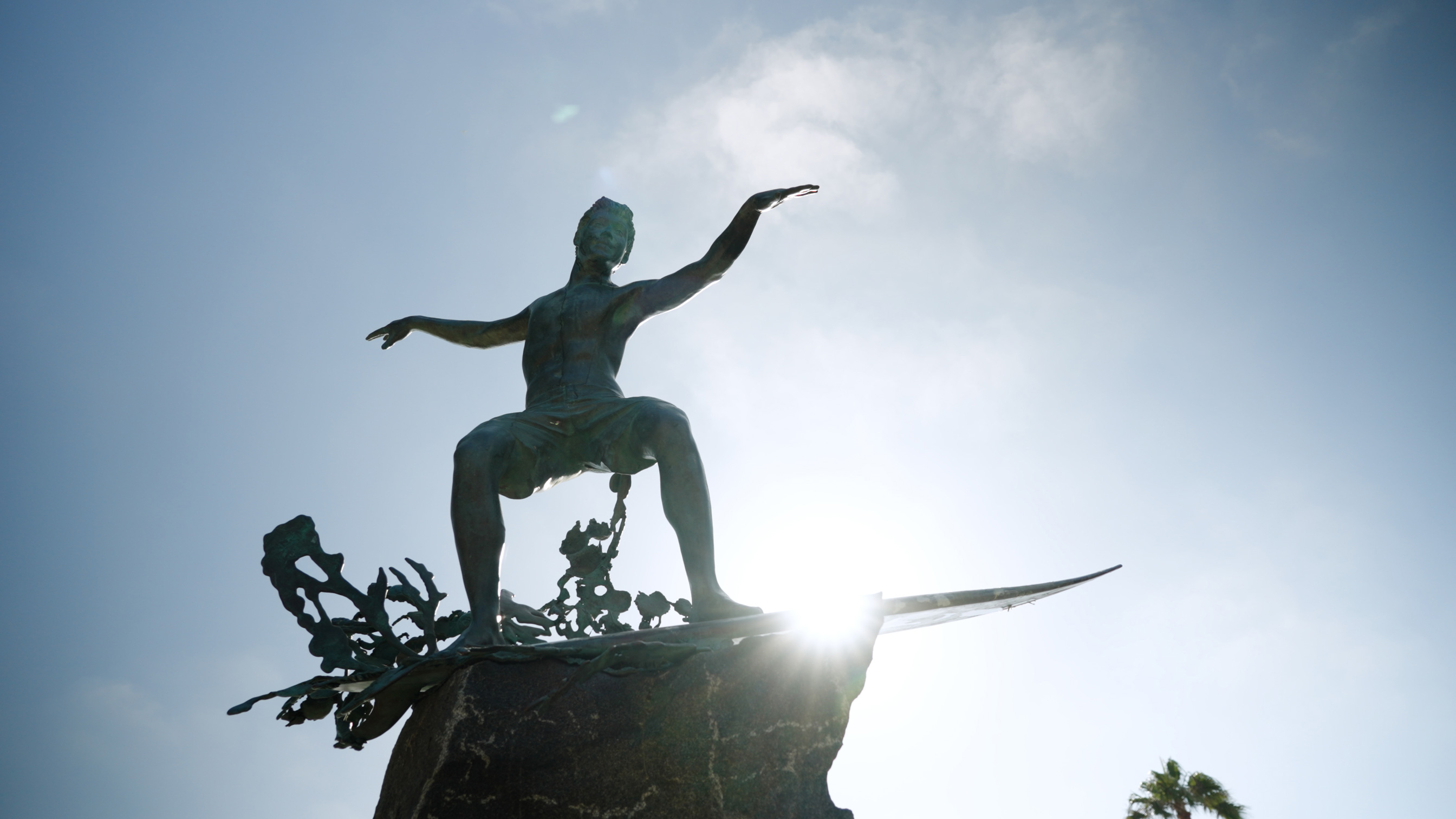 A statue of a surfer in Encinitas, California.

Joshua Ladd | Sony FX3 | Sony FE 24-70mm f/2.8 GM