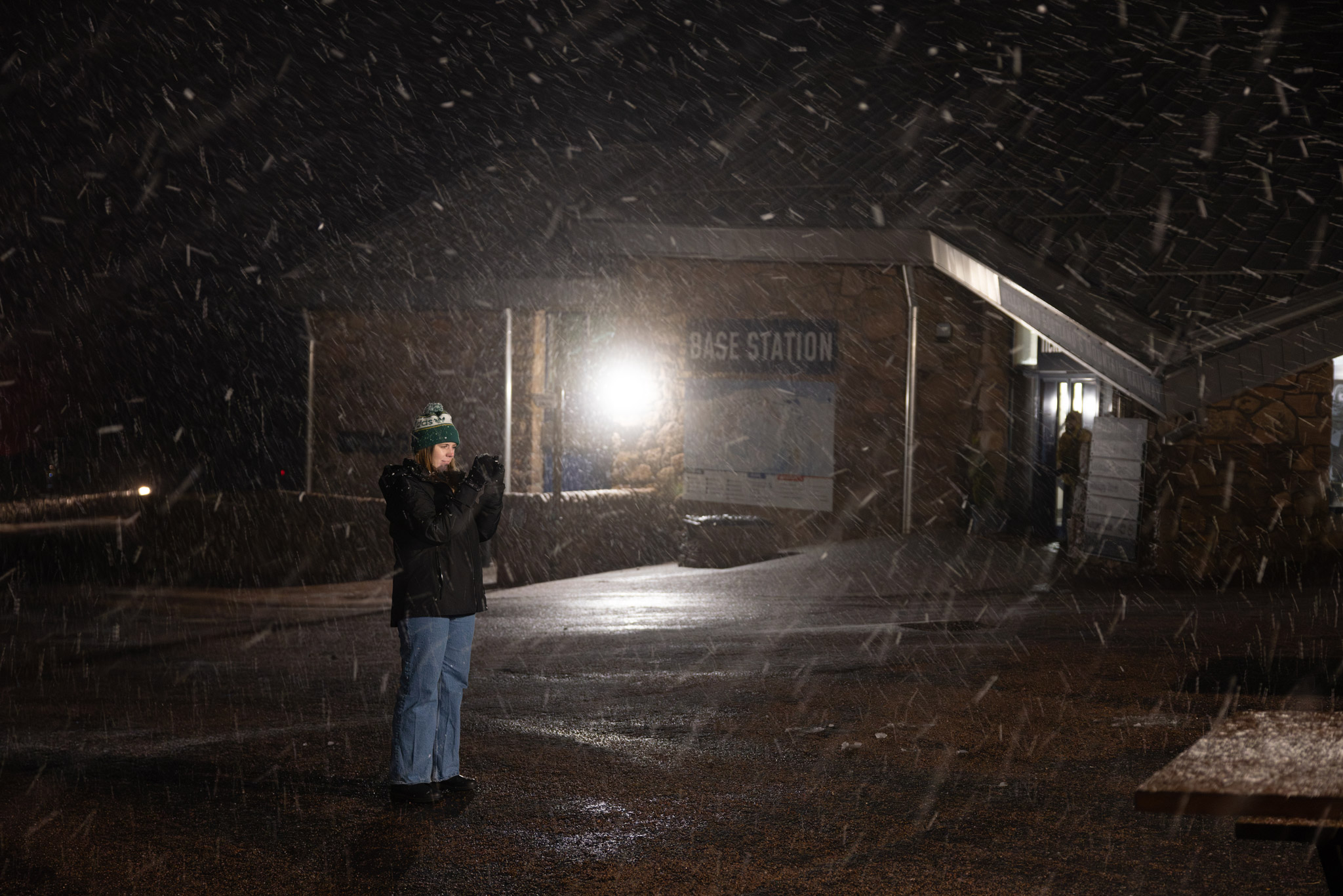 Kristi Townsend in Scotland shooting in snow with a used Canon V1 from MPB. Behind-the-scenes image taken by Amy Moore on a Canon R5 from MPB.