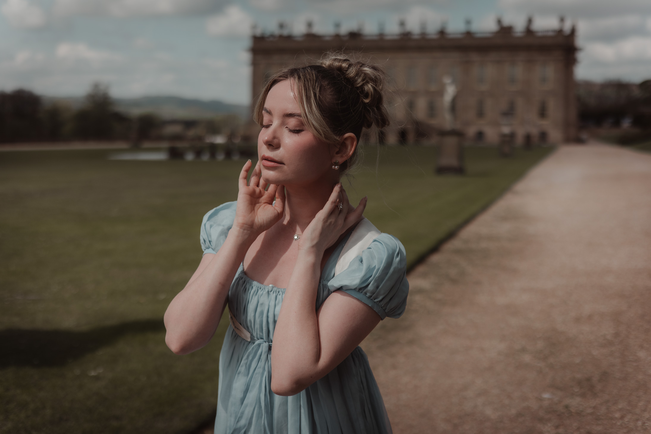 Portrait of woman in front of Chatsworth House in Derbyshire, England.

Liza Roberts | Canon R5 | 50mm