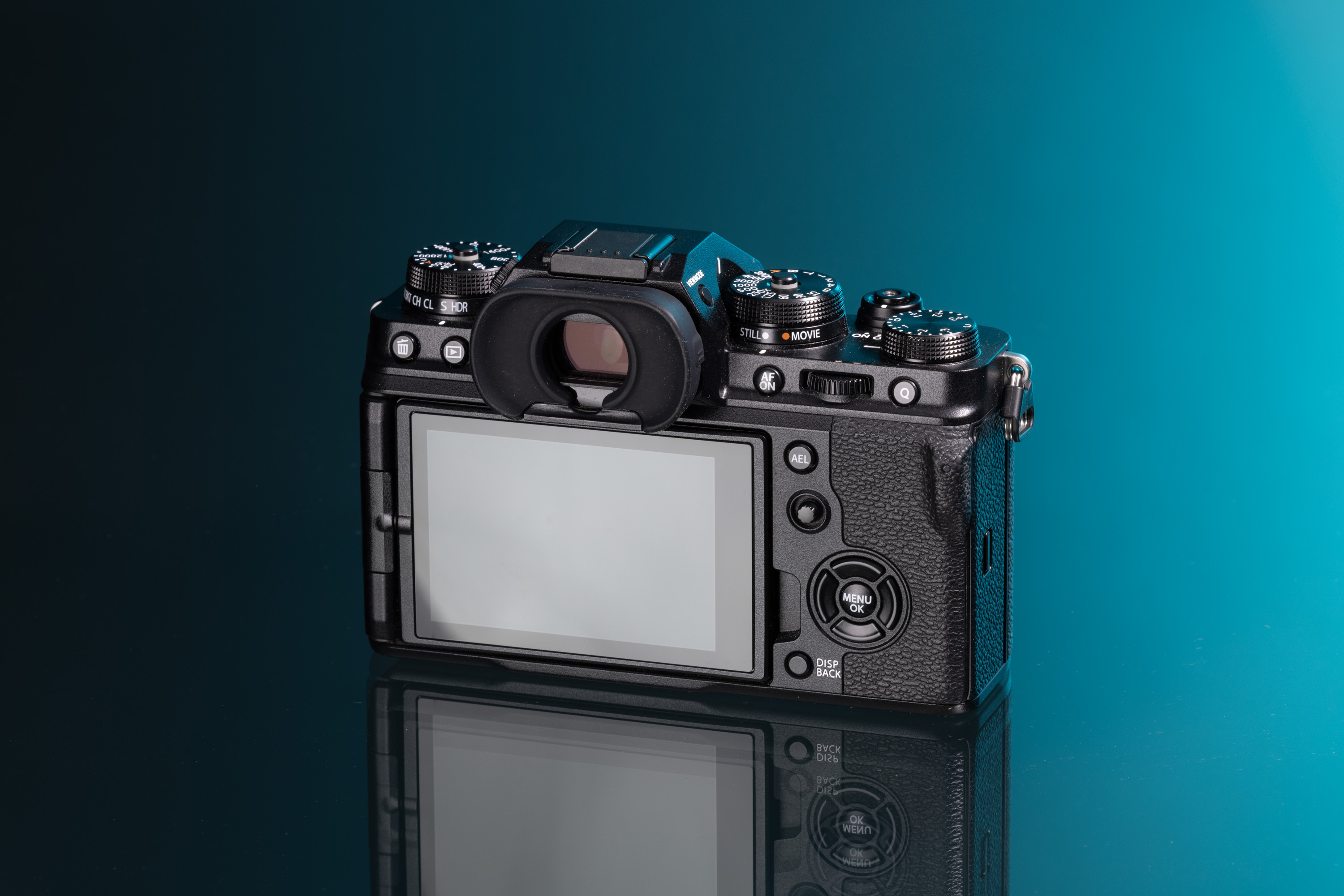 Rear screen and back of the Fujifilm X-T4