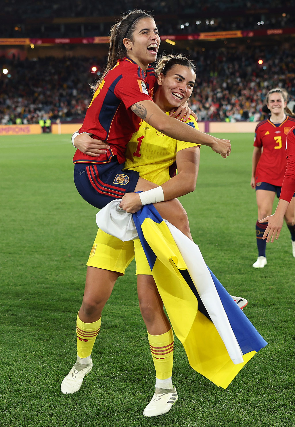Spanish players celebrate after winning the 2023 FIFA Women’s World Cup in Australia. Photo by Elsa Garrison on a Canon EOS R3.