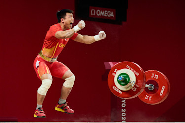 L.J. Chen, medalla de oro en levantamiento de pesas de 67 kg, JJ. OO 2020, Tokio, Japón.
