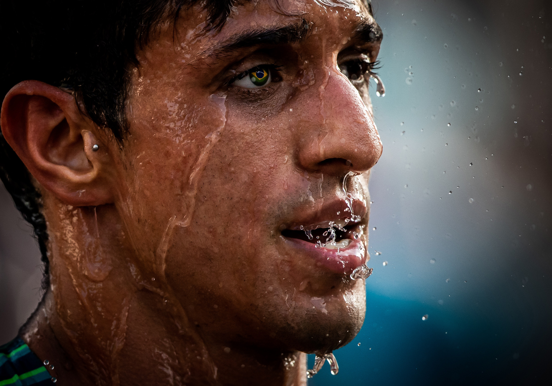 Portret van een atleet in de regen door Morgan Treacy