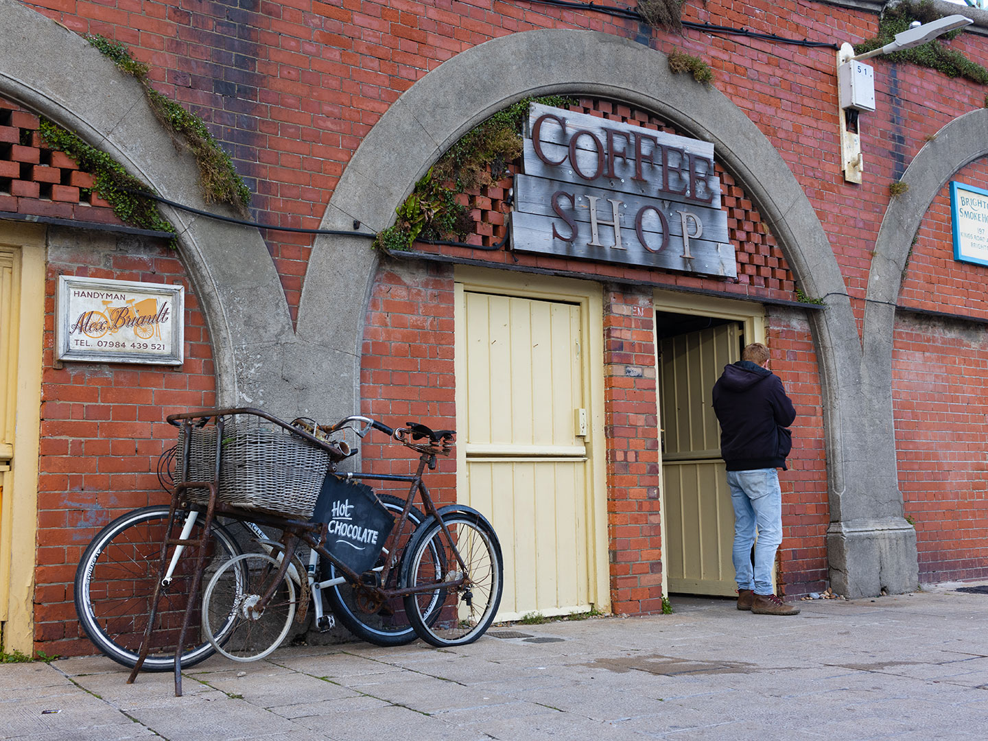 Brighton beachfront arches shot with a Canon EOS M6 Mark II