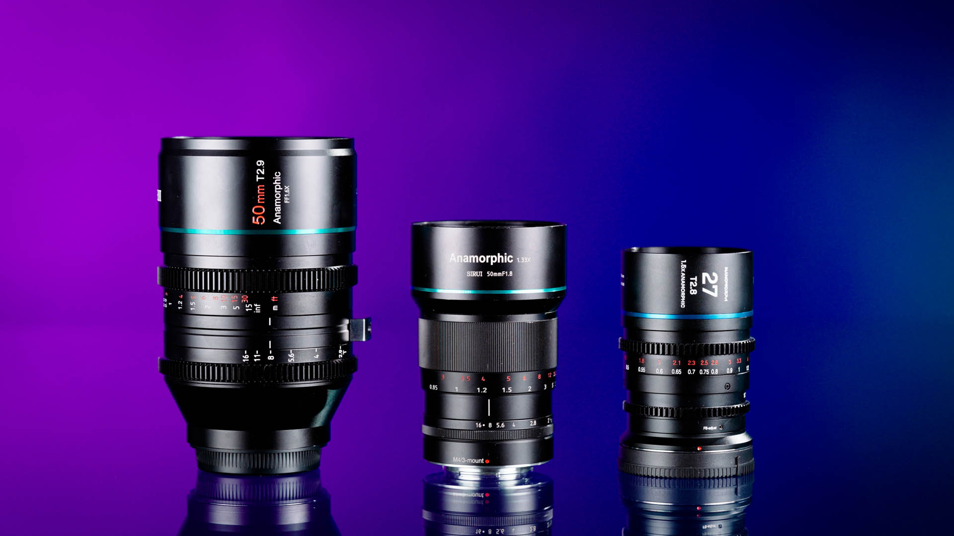 Trois objectifs anamorphiques Sirui côte à côte.