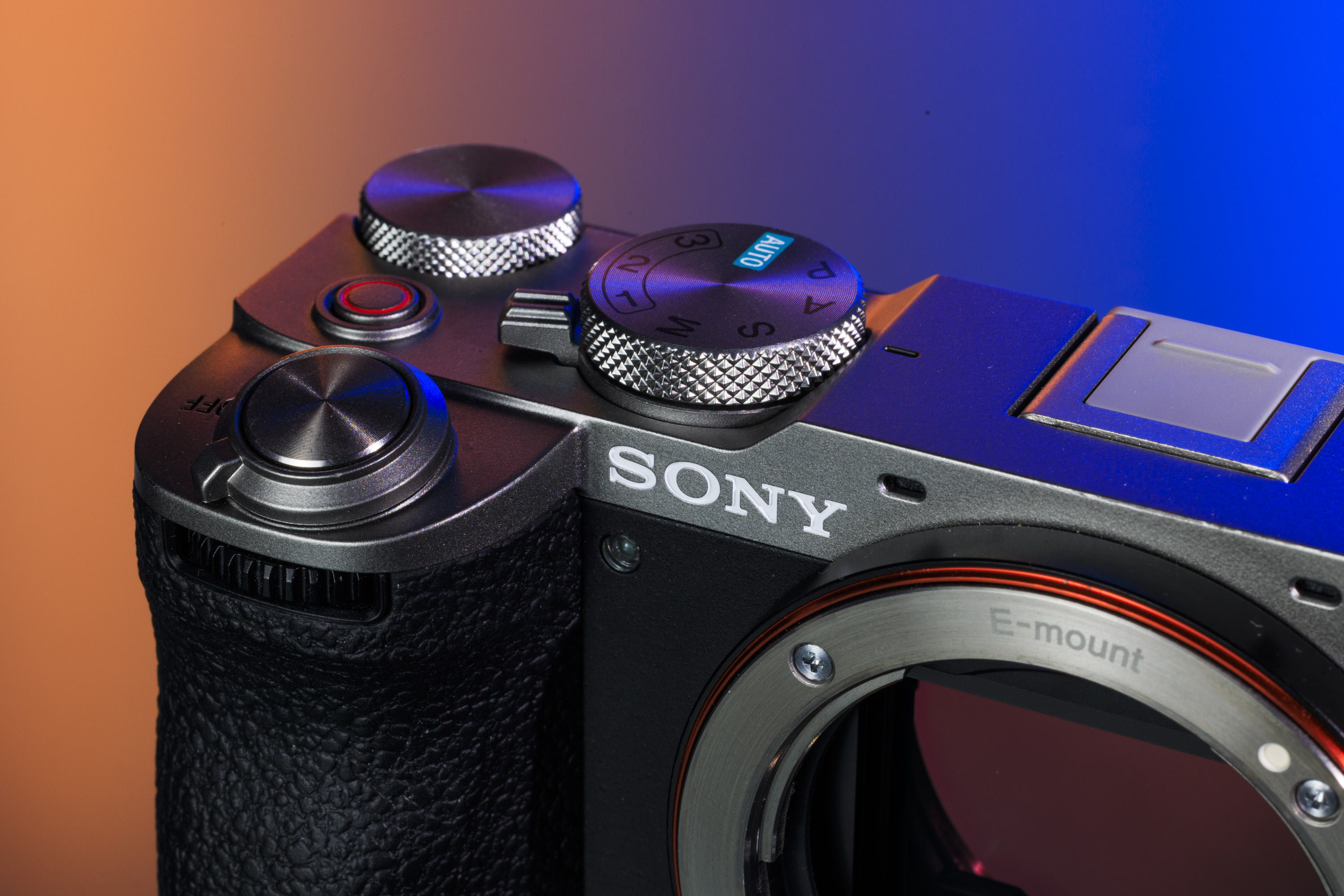 Close-up van de keuzeknoppen op de Sony A7CR
