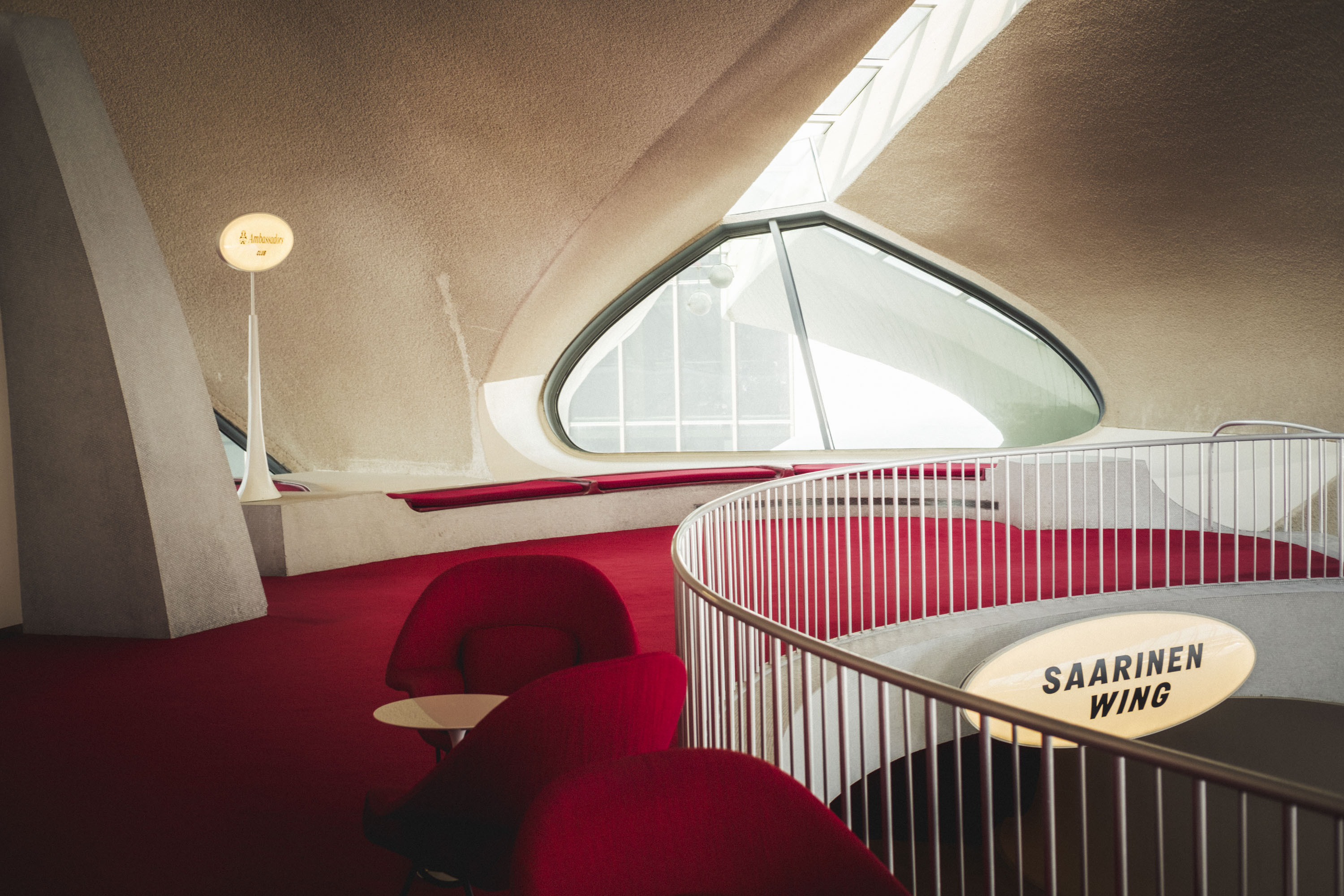 L'aile Saarinen de l'hôtel TWA à l'aéroport JFK, à New York. Photo prise avec le X-Pro 3 par Ian Howorth.