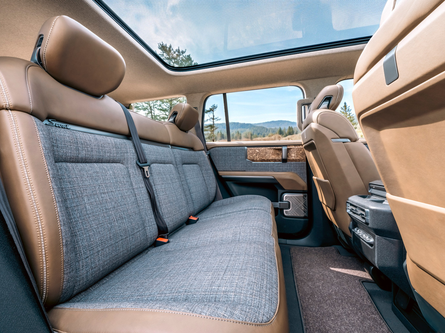 Scout Traveler Mountainside rear seat ZW 2