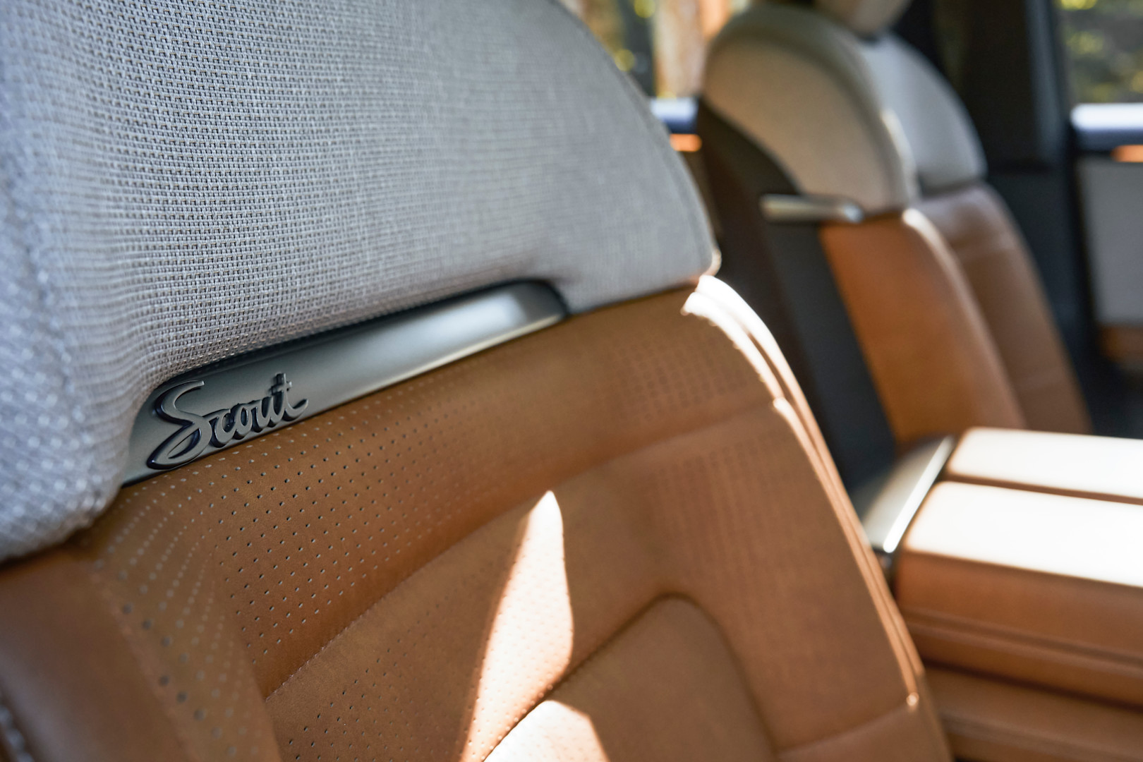 01 D2-Traveler-Interior-3567