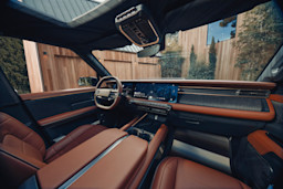 Scout_Traveler_Brick Red Interior