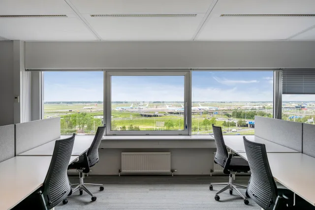 Schiphol office The Base office with a view