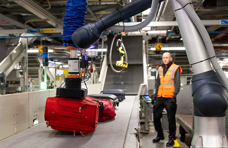 cobot medewerker