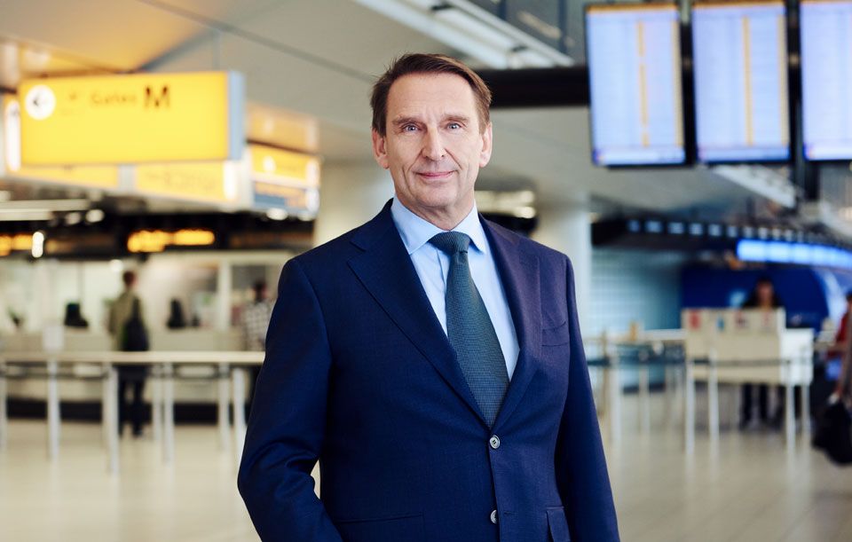 André van den Berg - Chief Commercial Officer (CCO) Schiphol