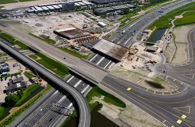 Completing Schiphol’s dual taxiway system