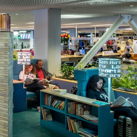 Retail 2 Airport Library