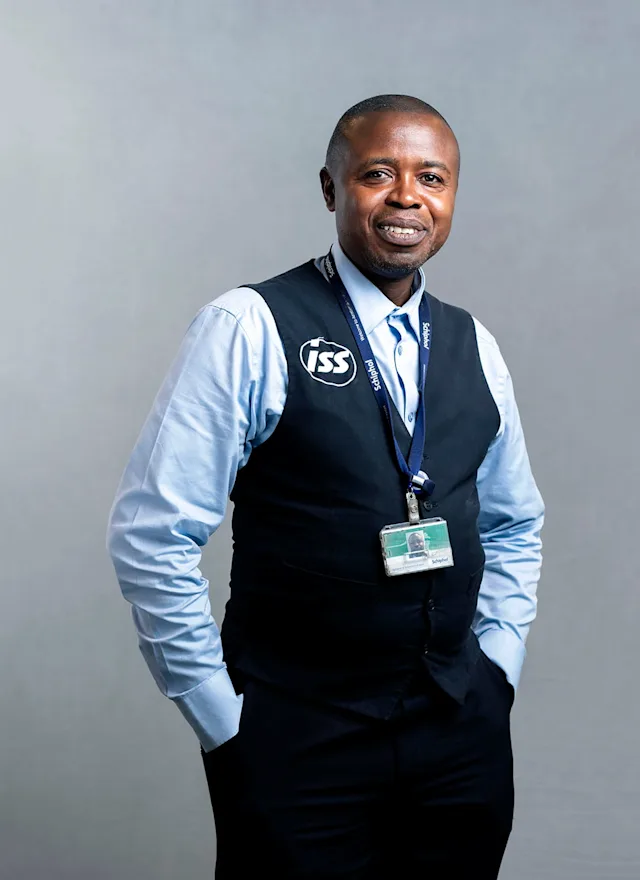 Bakarr works at ISS World at Schiphol