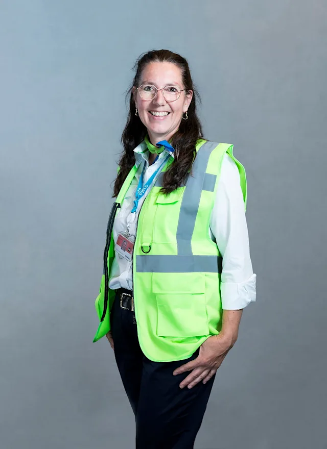 Sandra works at Dnata at Schiphol