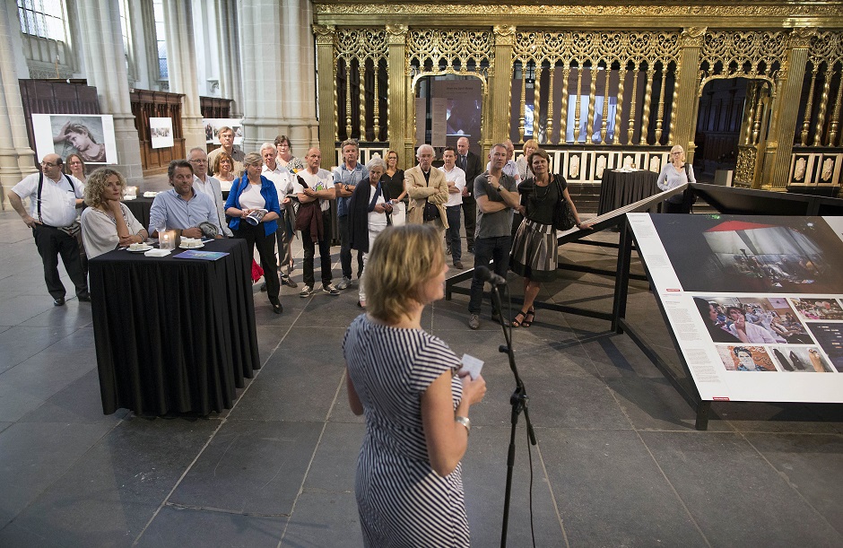 World Press Photo en Schiphol Privium 9