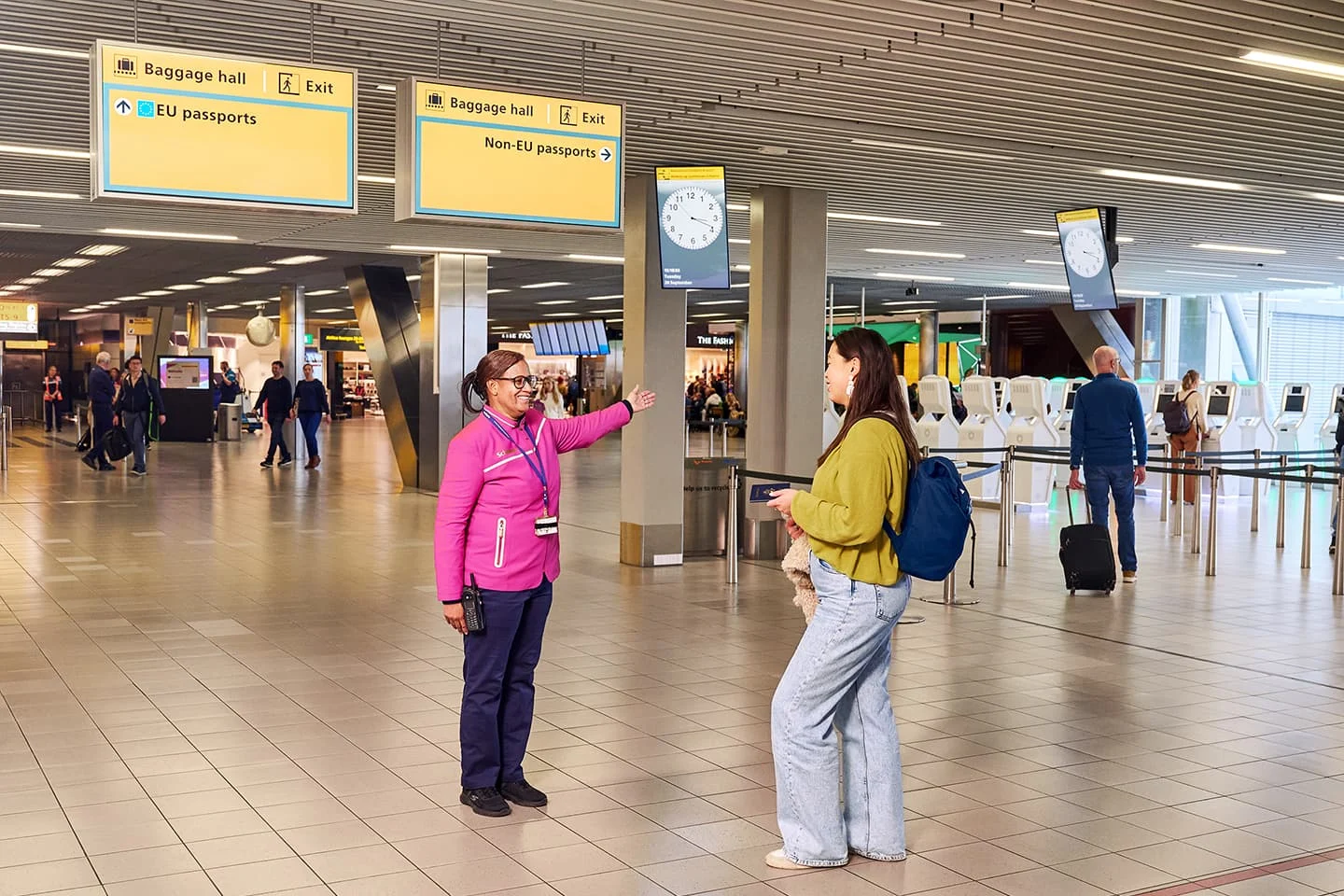 ees wijzen naar kiosk